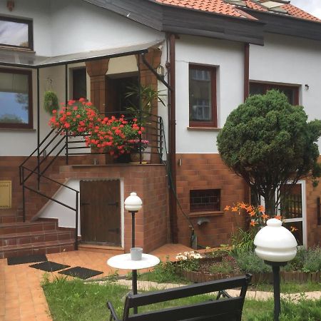 A-Piramida Apartment Wroclaw Ngoại thất bức ảnh