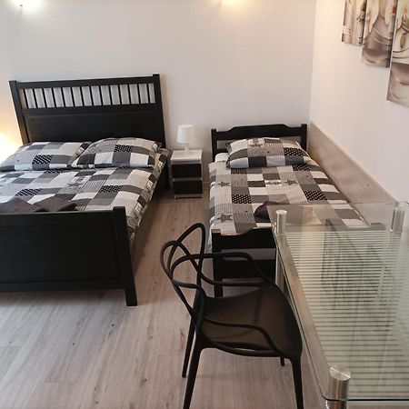 A-Piramida Apartment Wroclaw Ngoại thất bức ảnh