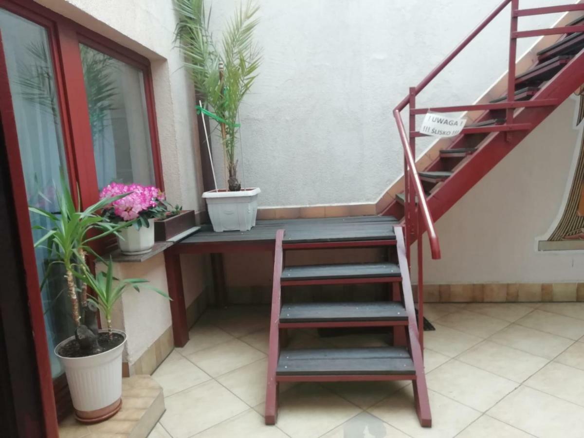 A-Piramida Apartment Wroclaw Ngoại thất bức ảnh
